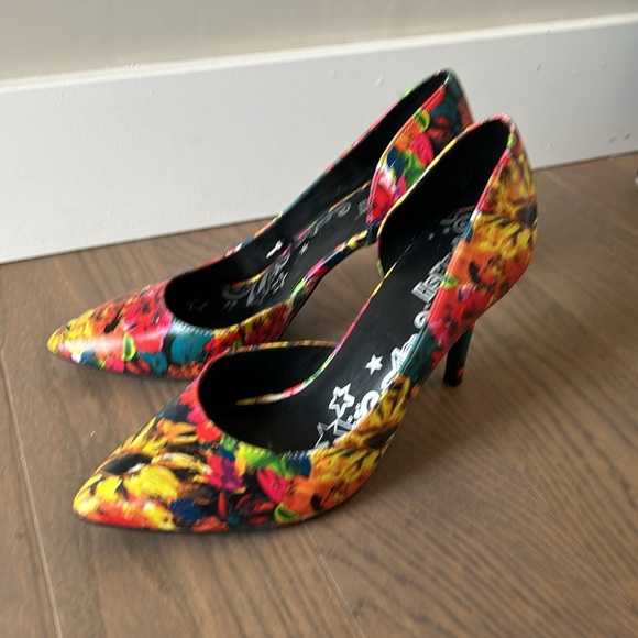 Floral print heels - Picture 2 of 5